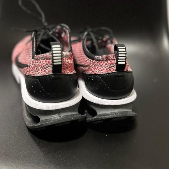 NIKE AIR MAX FLYKNIT RACER•SIZE 10 - Picture 6 of 7